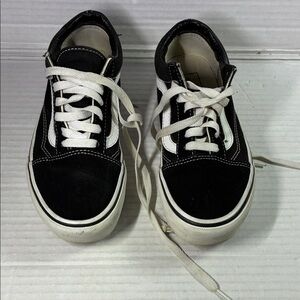 Kids Black and White VANS Sneakers SKU 721356 USED ( not box)